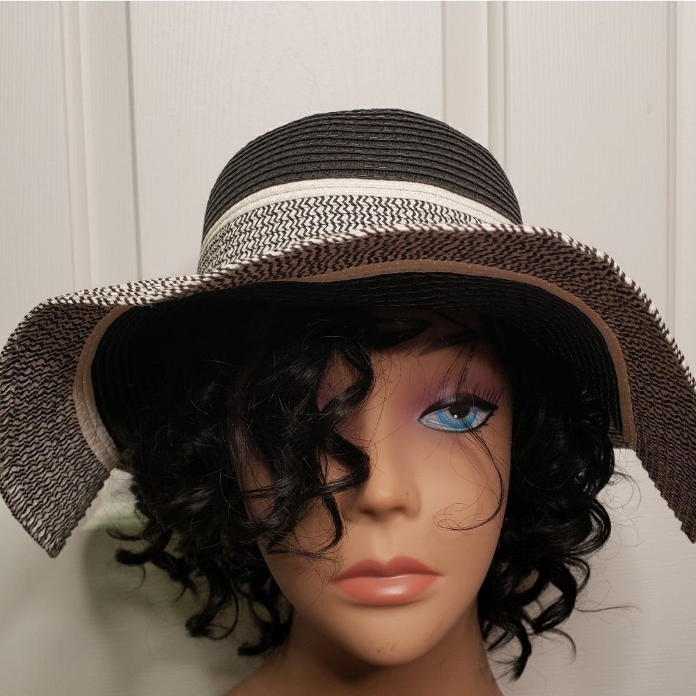Floppy Paper Sun Hat - Picture 6 of 9